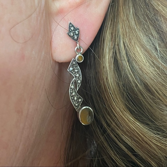 Vintage Sterling Silver Tiger Eye Drop Post Earrings - Picture 2 of 8